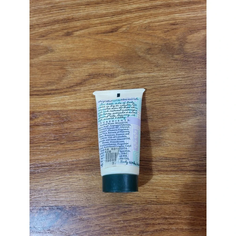 Vintage Bath & Body Works Plumeria 1.7 Oz Body Cream